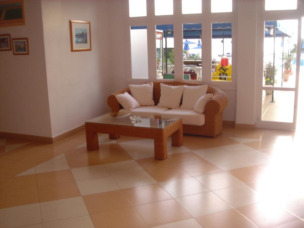 Apartamentos Vistamar Santo Tomás Exterior photo
